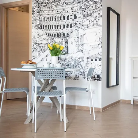 Baronio At Apartment *